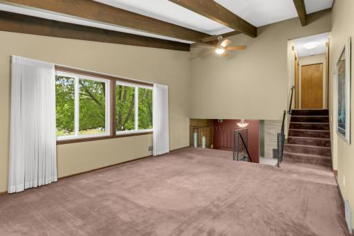 3141 Hillsboro Avenue N, Minneapolis, MN 55427