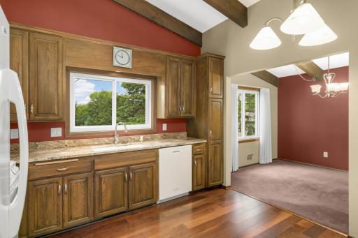 3141 Hillsboro Avenue N, Minneapolis, MN 55427
