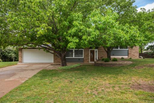 3141 Hillsboro Avenue N, Minneapolis, MN 55427