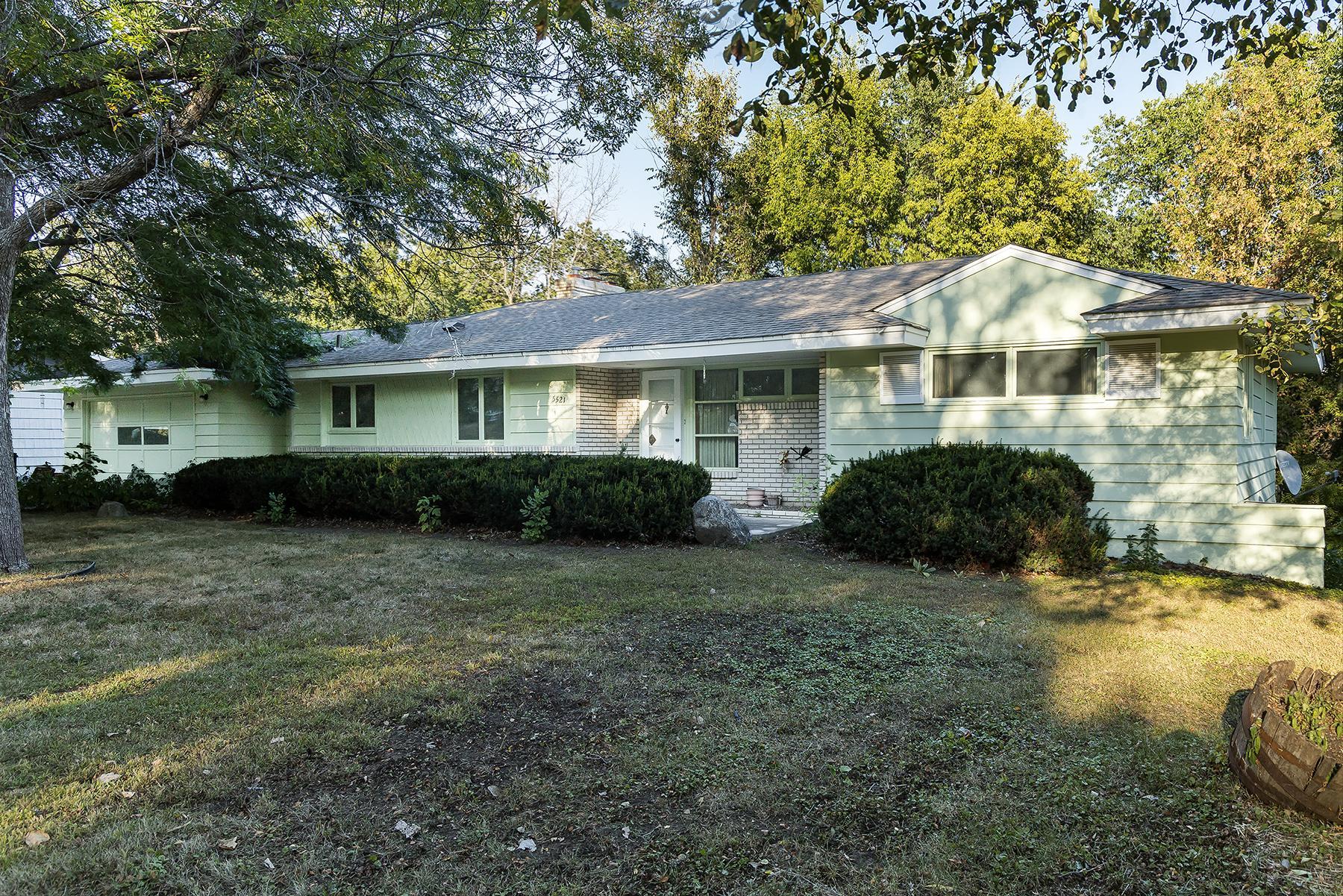 Property photo for 5521 Highwood Drive, Minneapolis, MN 55436