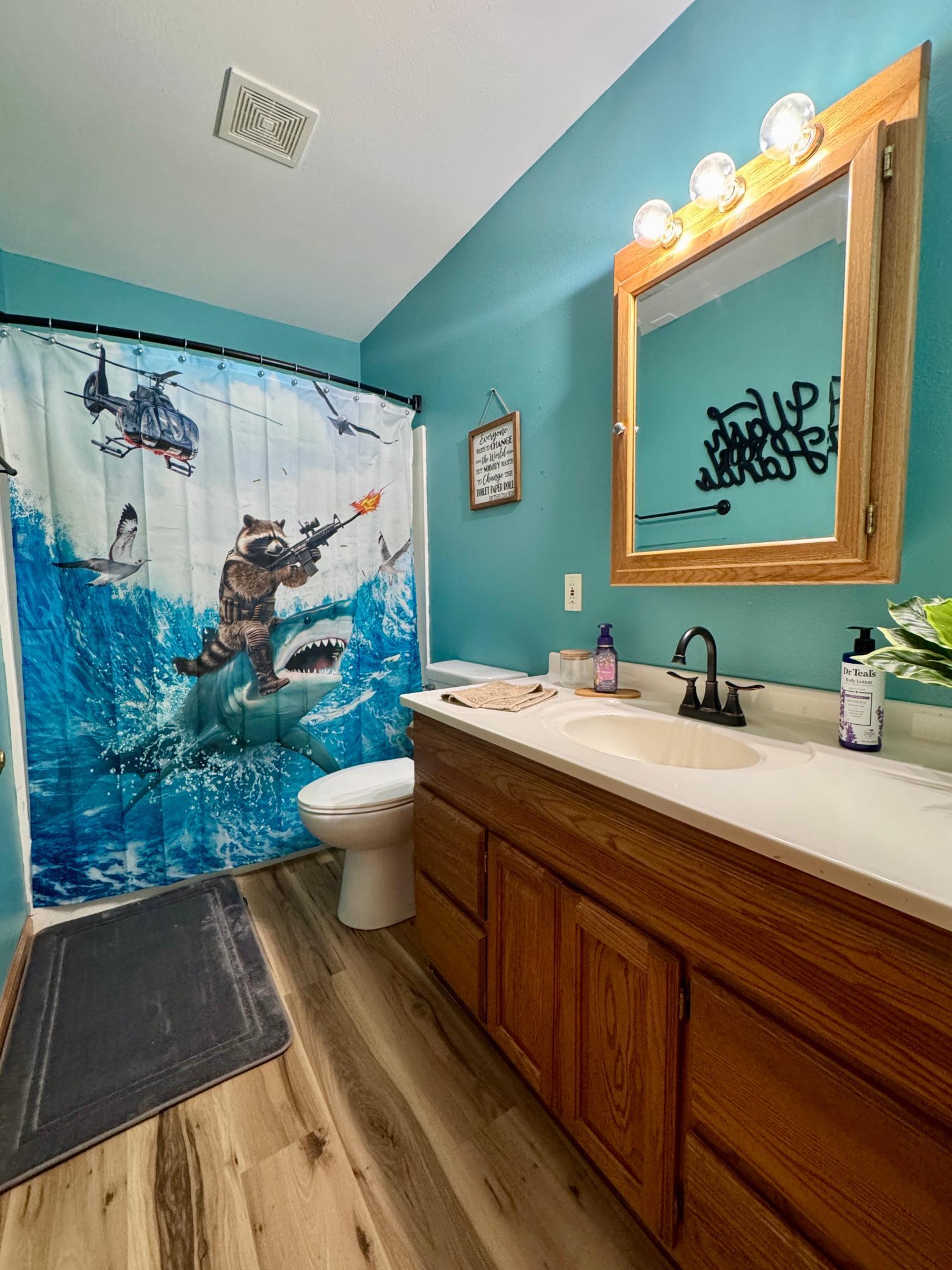 Full Bathroom