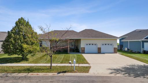 766 36th Street S, Moorhead, MN 56560