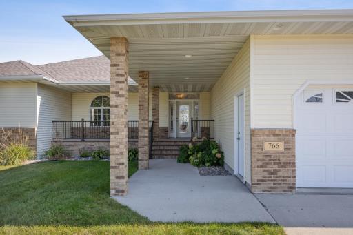 766 36th Street S, Moorhead, MN 56560