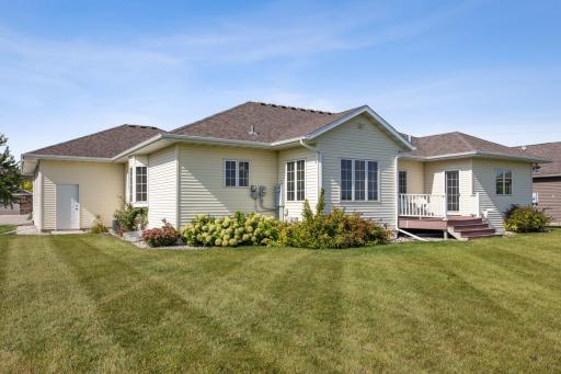 766 36th Street S, Moorhead, MN 56560