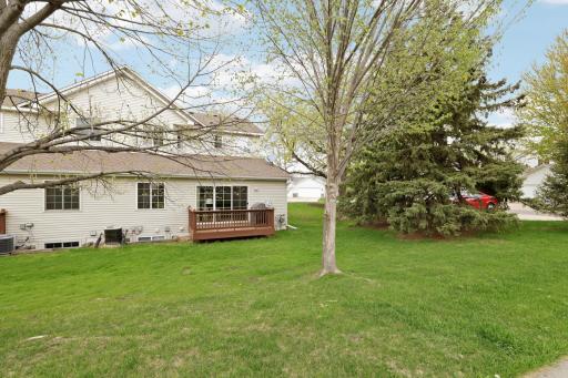 881 Kimberly Lane, Chanhassen, MN 55317