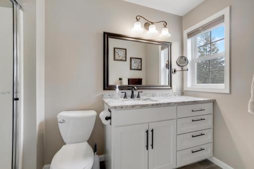 881 Kimberly Lane, Chanhassen, MN 55317