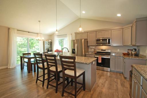 1257 Pinewood Trail, New Richmond, WI 54017