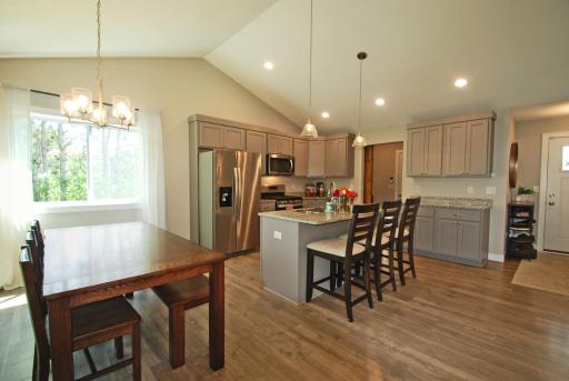 1257 Pinewood Trail, New Richmond, WI 54017