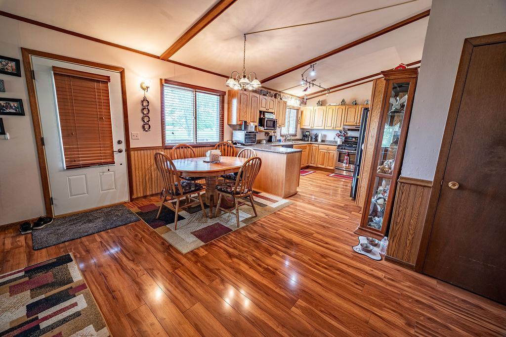 Dining/Kitchen