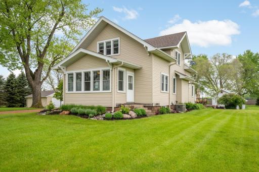 Charming front porch with door to the front yard.