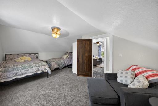 Bedroom 2 / 2nd residence