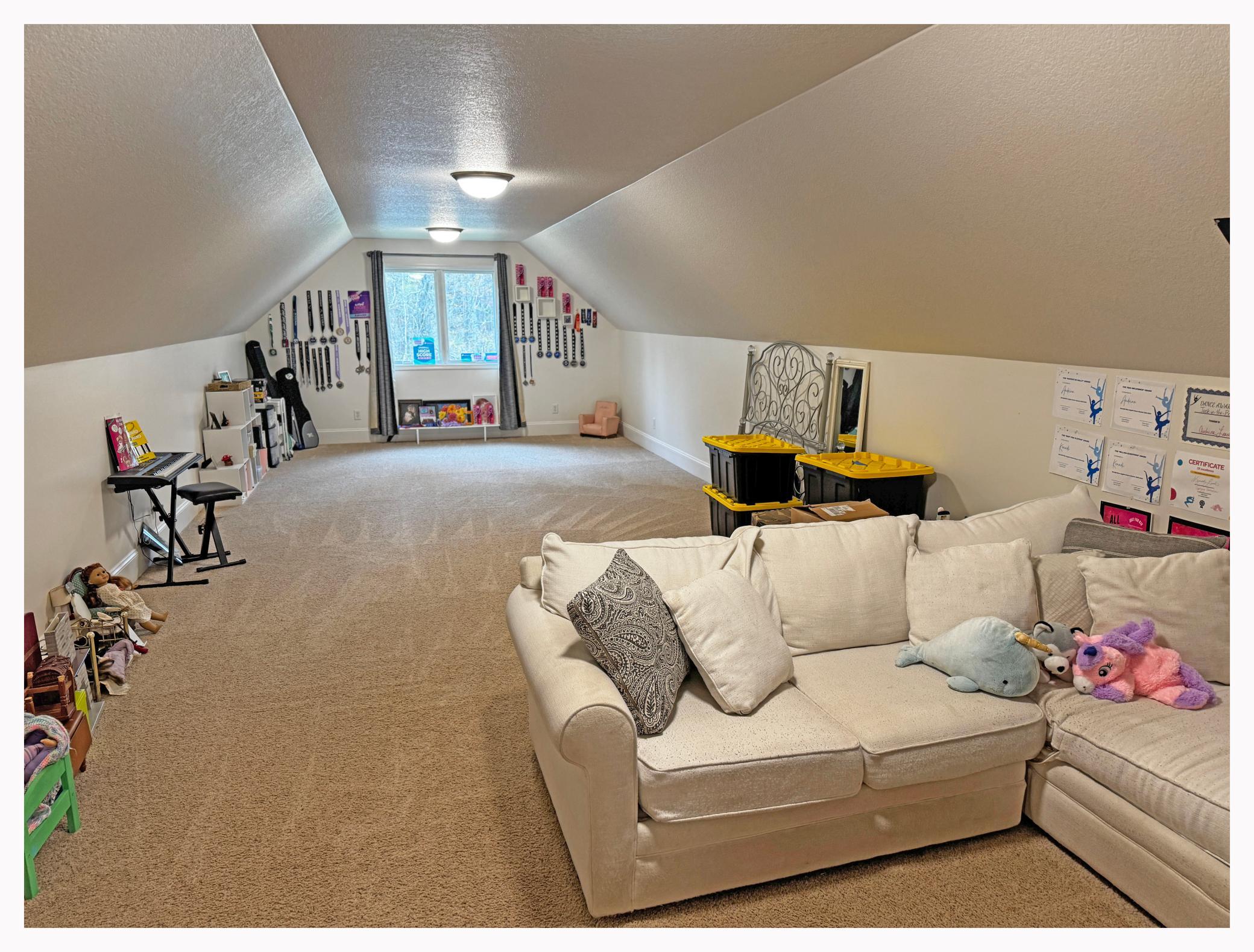 Bonus Room over garage 2.jpg