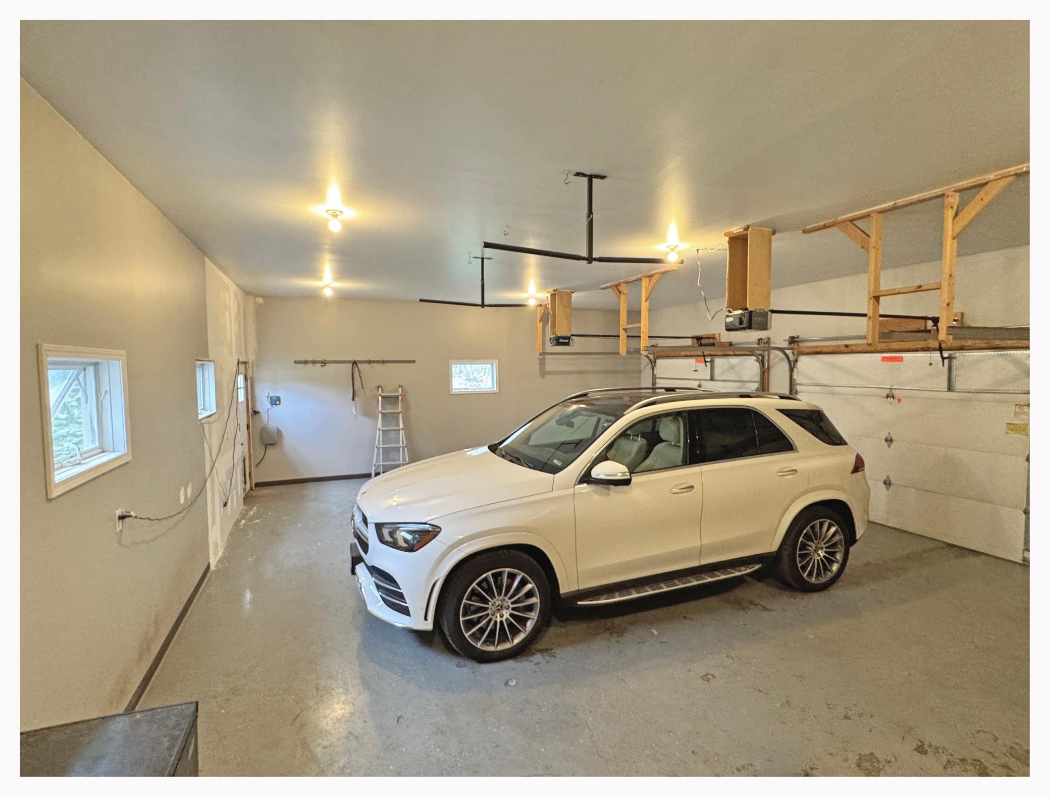Heated 3 Stall Garage.jpg