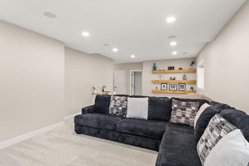 20693 Frost Court, Lakeville, MN 55044