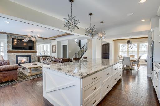 1424 Fairacre Lane SW, Willmar, MN 56201