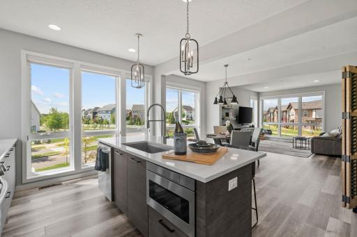 16162 Eagleview Drive, Lakeville, MN 55044