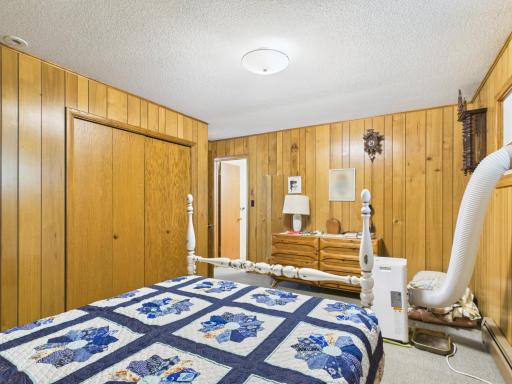2301 S Le Homme Dieu Drive NE, Alexandria, MN 56308