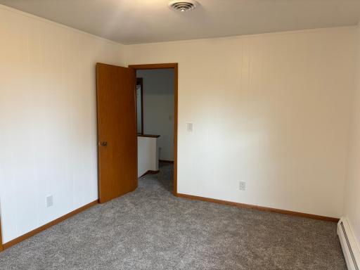 306 E 5th Street N, Truman, MN 56088