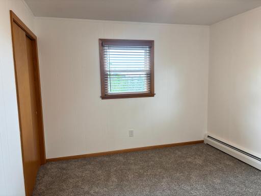 306 E 5th Street N, Truman, MN 56088