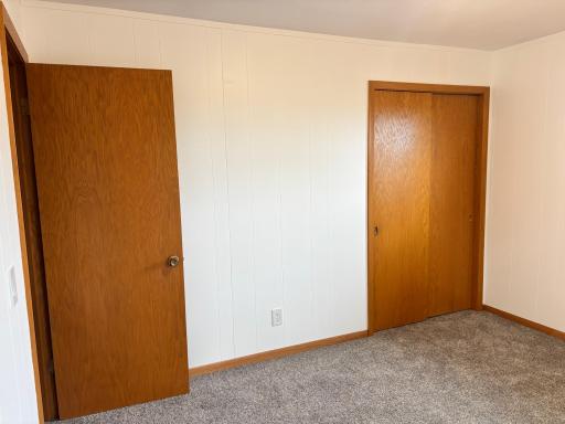 306 E 5th Street N, Truman, MN 56088