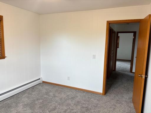 306 E 5th Street N, Truman, MN 56088