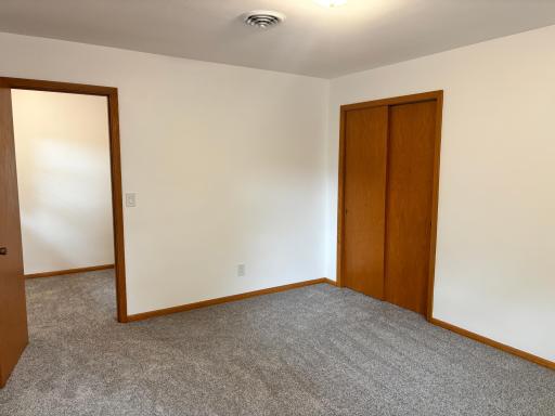 306 E 5th Street N, Truman, MN 56088
