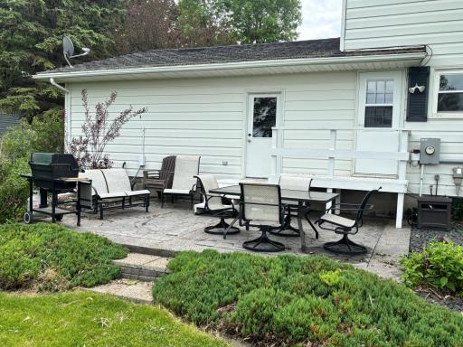 306 E 5th Street N, Truman, MN 56088