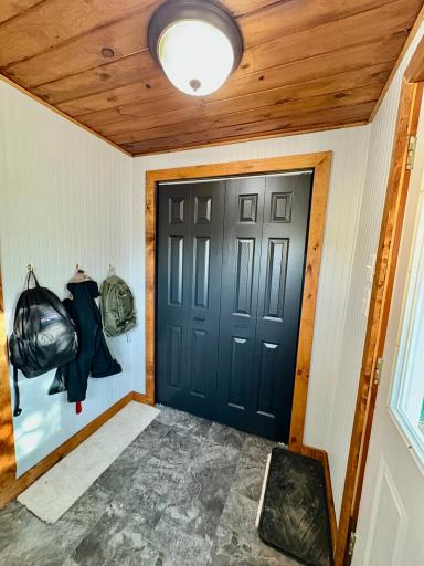 Entry storage