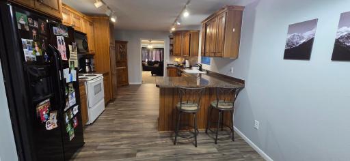 Dining/kitchen