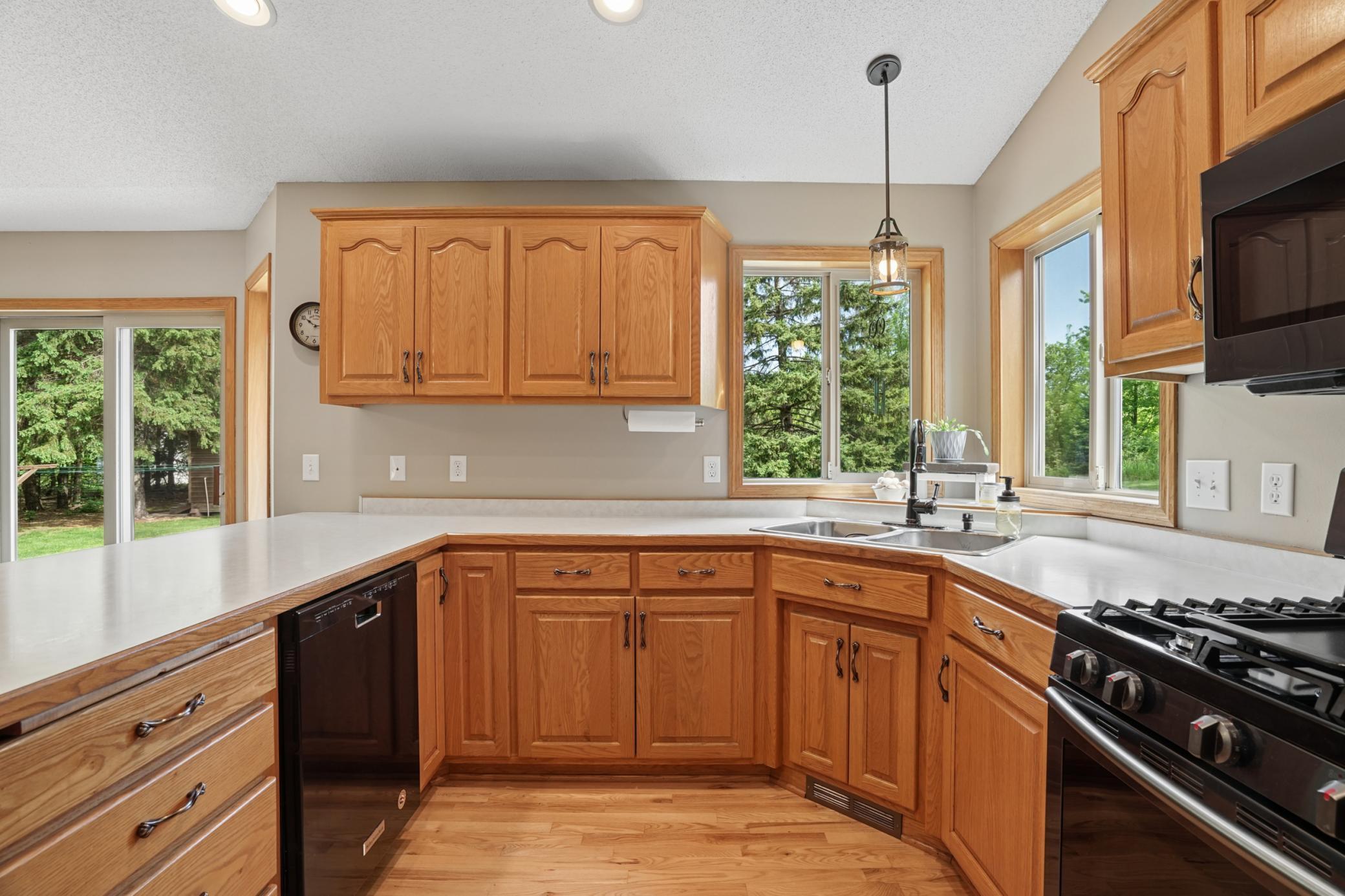 Another look at this kitchen... wonderful cabinet space and counter work space!