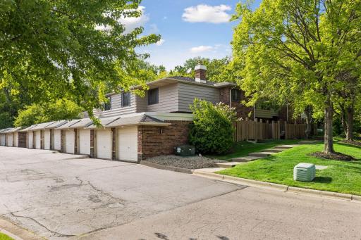 3680 Independence Avenue S, 10, Minneapolis, MN 55426