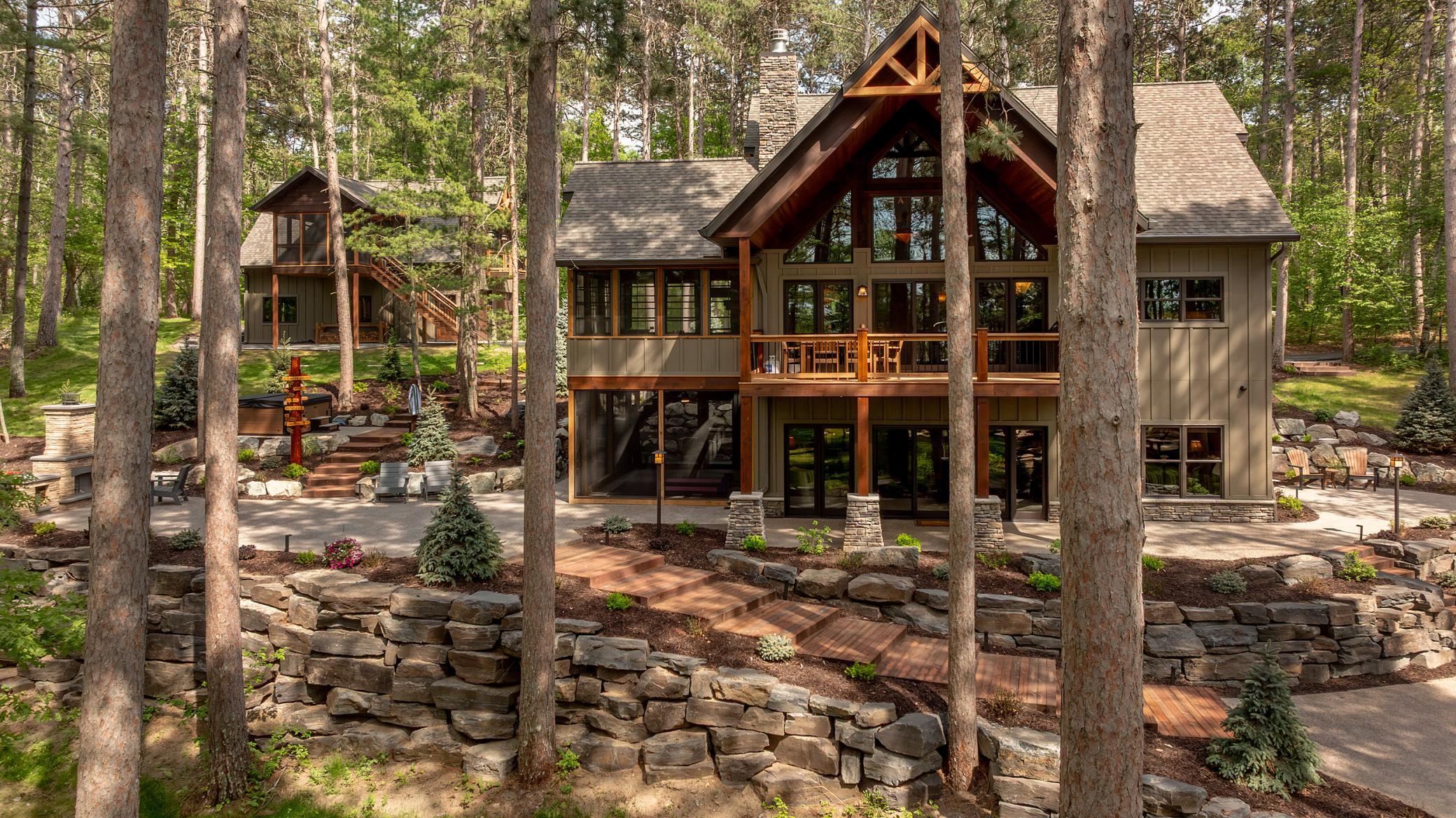 Experience Lakeside Elegance Like No Other.