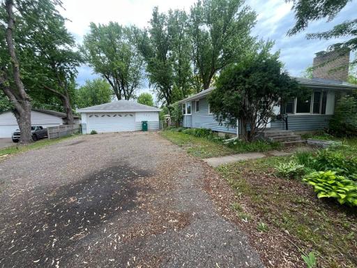 350 E 98th Street, Bloomington, MN 55420