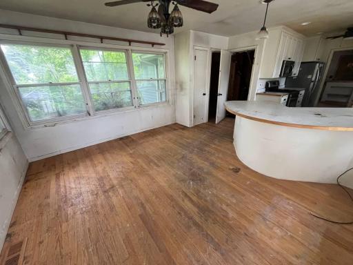 350 E 98th Street, Bloomington, MN 55420