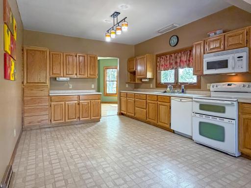 17238 County Highway 46, Vesta, MN 56292