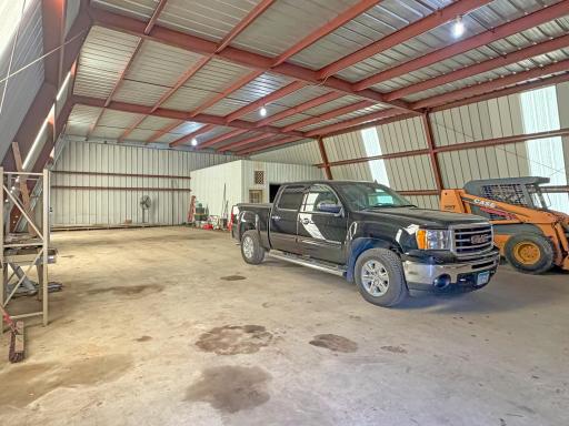 17238 County Highway 46, Vesta, MN 56292