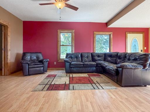 17238 County Highway 46, Vesta, MN 56292