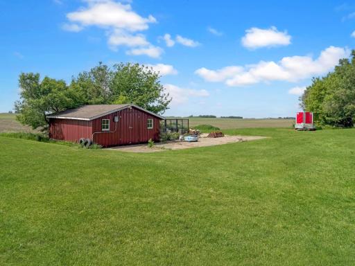 17238 County Highway 46, Vesta, MN 56292