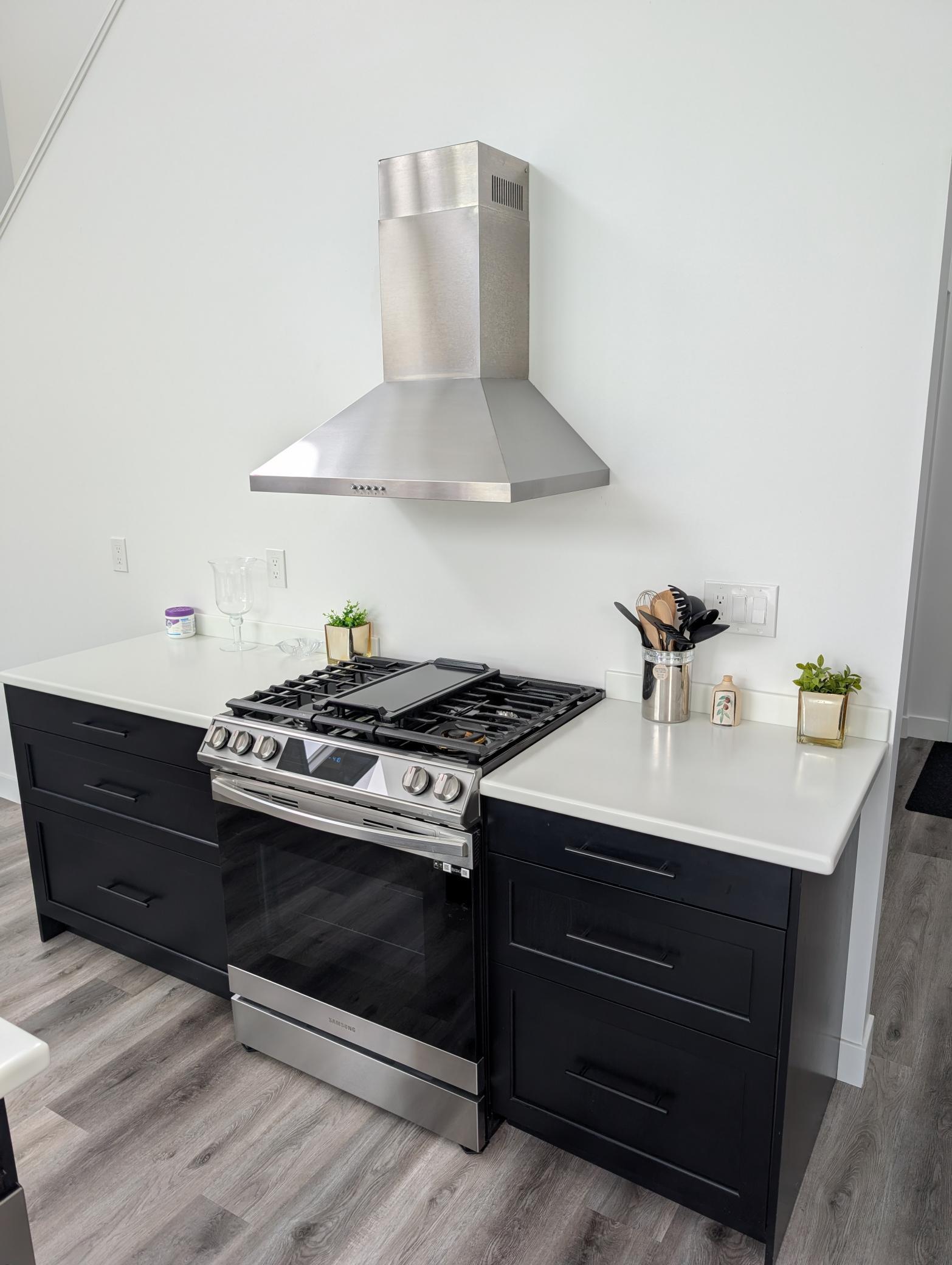 1021 Gardner St E 1000003267.jpg