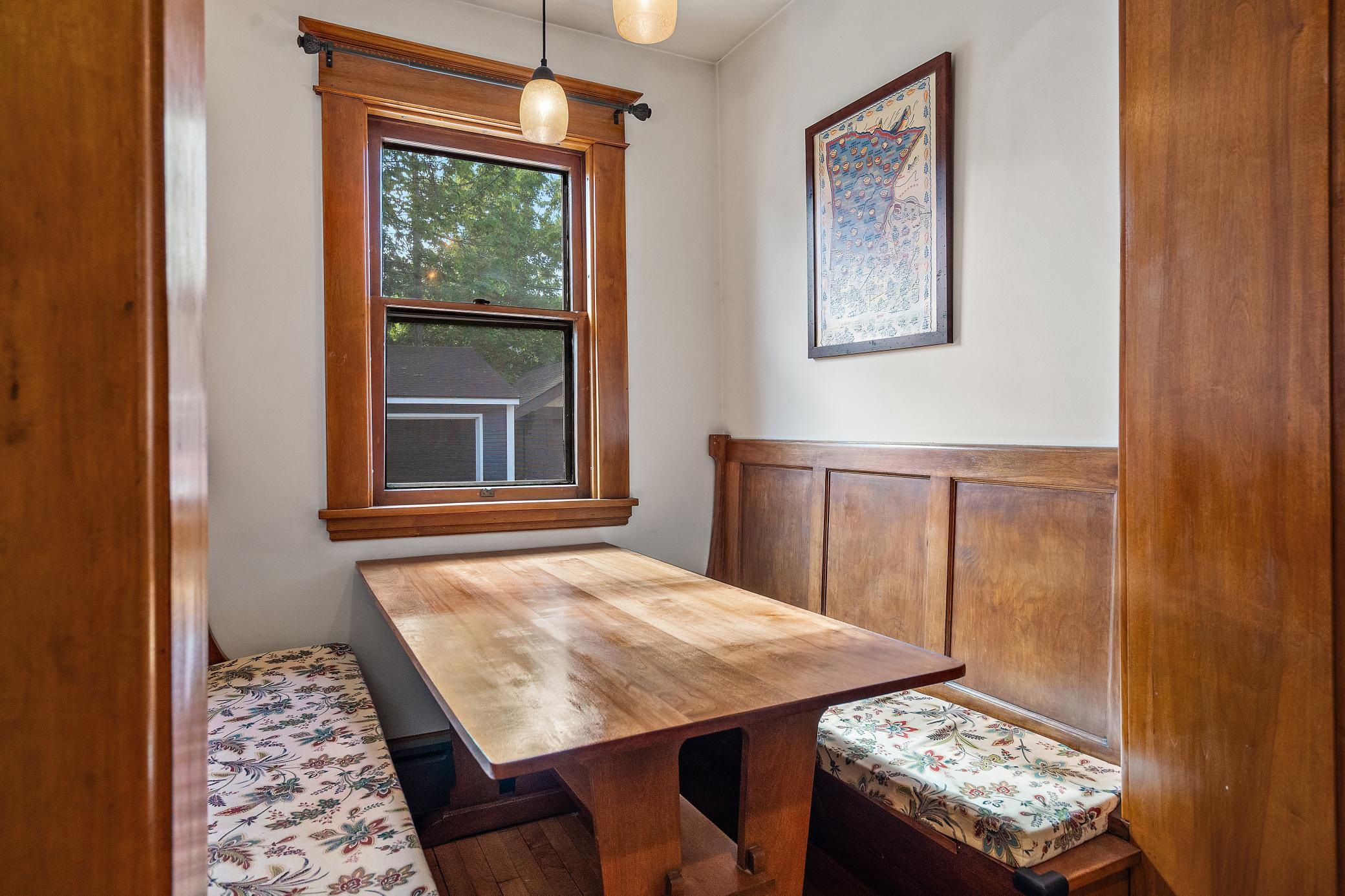 The breakfast nook stays
