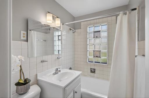 520 7th Avenue S, South Saint Paul, MN 55075