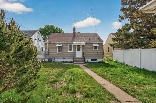 520 7th Avenue S, South Saint Paul, MN 55075