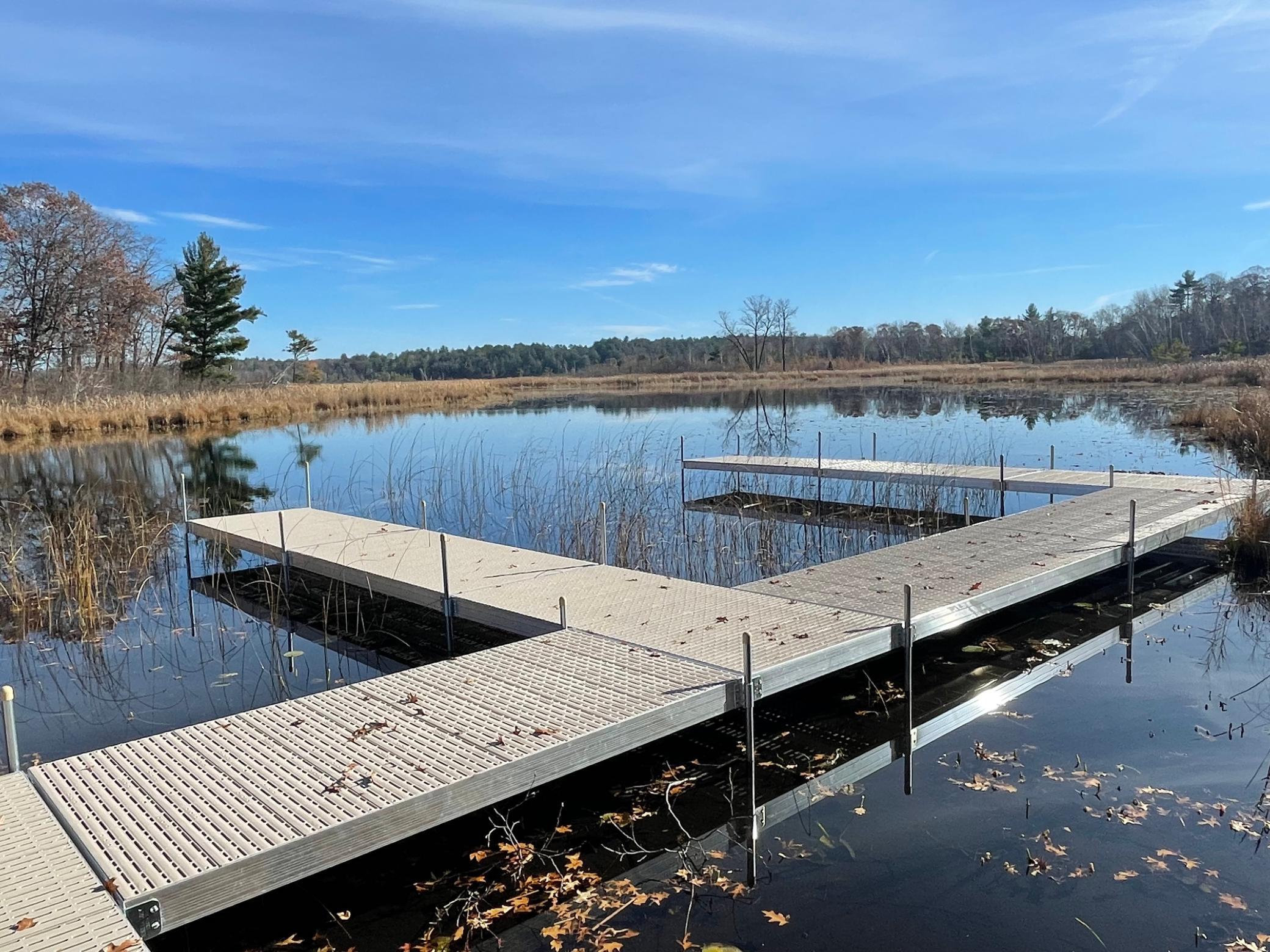 dock system ready for 7 homes and 1 guest spot