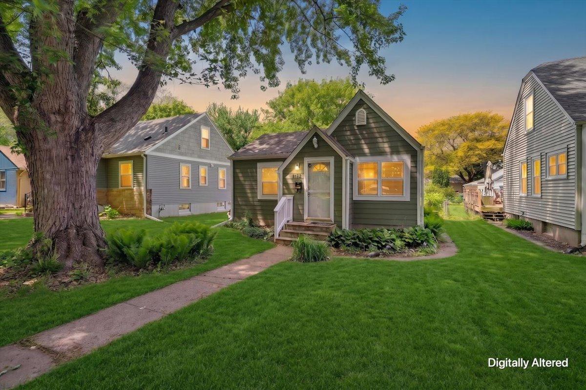 08-Twilight & Lawn Repair.jpg