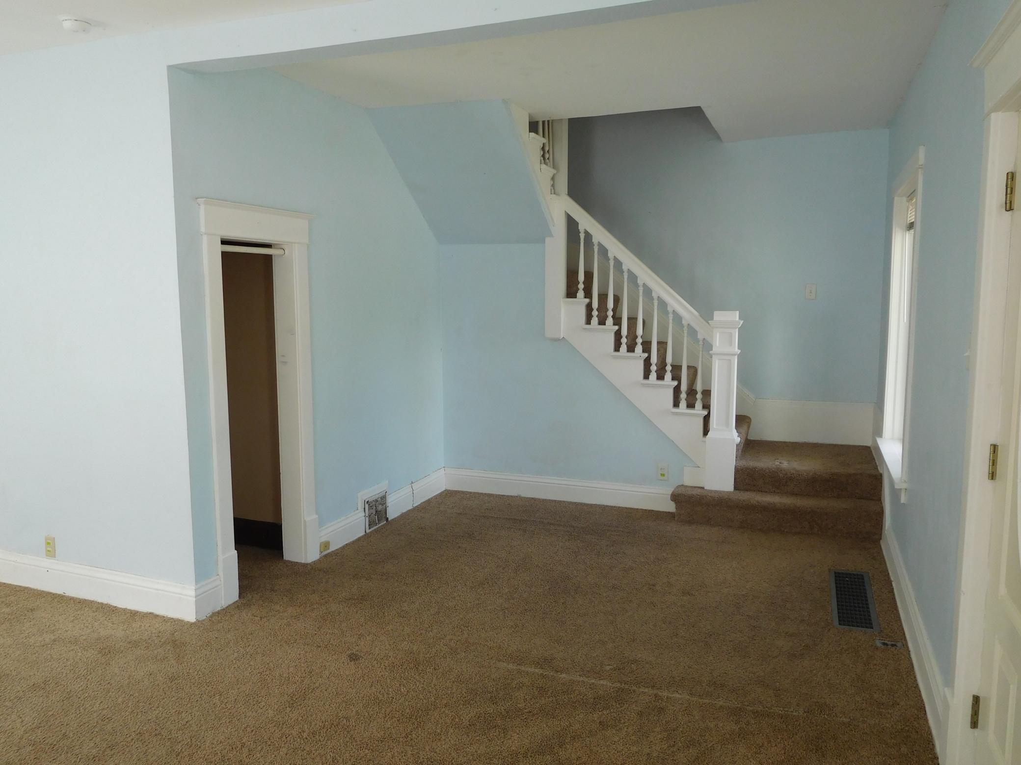 Main Floor Living.JPG