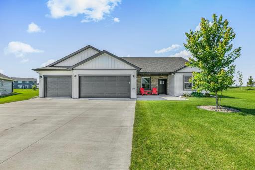 2108 Lindas Court, Sartell, MN 56377