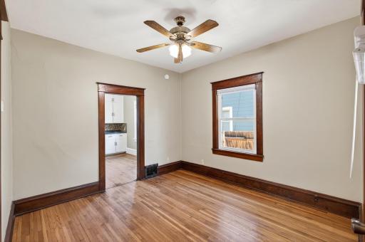 1041 Magnolia Avenue E, Saint Paul, MN 55106