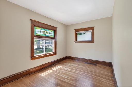 1041 Magnolia Avenue E, Saint Paul, MN 55106