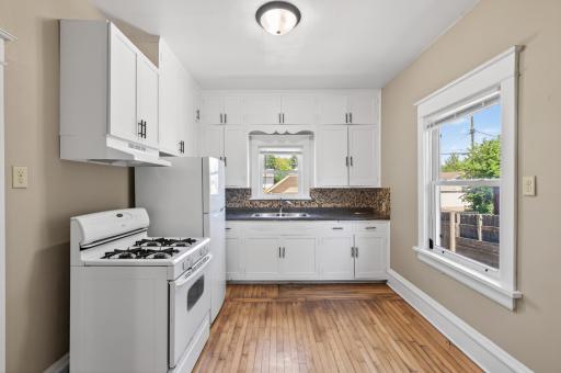 1041 Magnolia Avenue E, Saint Paul, MN 55106