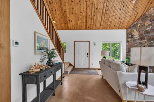 20-web-or-mls-37618 Sugar Maple Ln, Montgomery, MN_0020.jpg